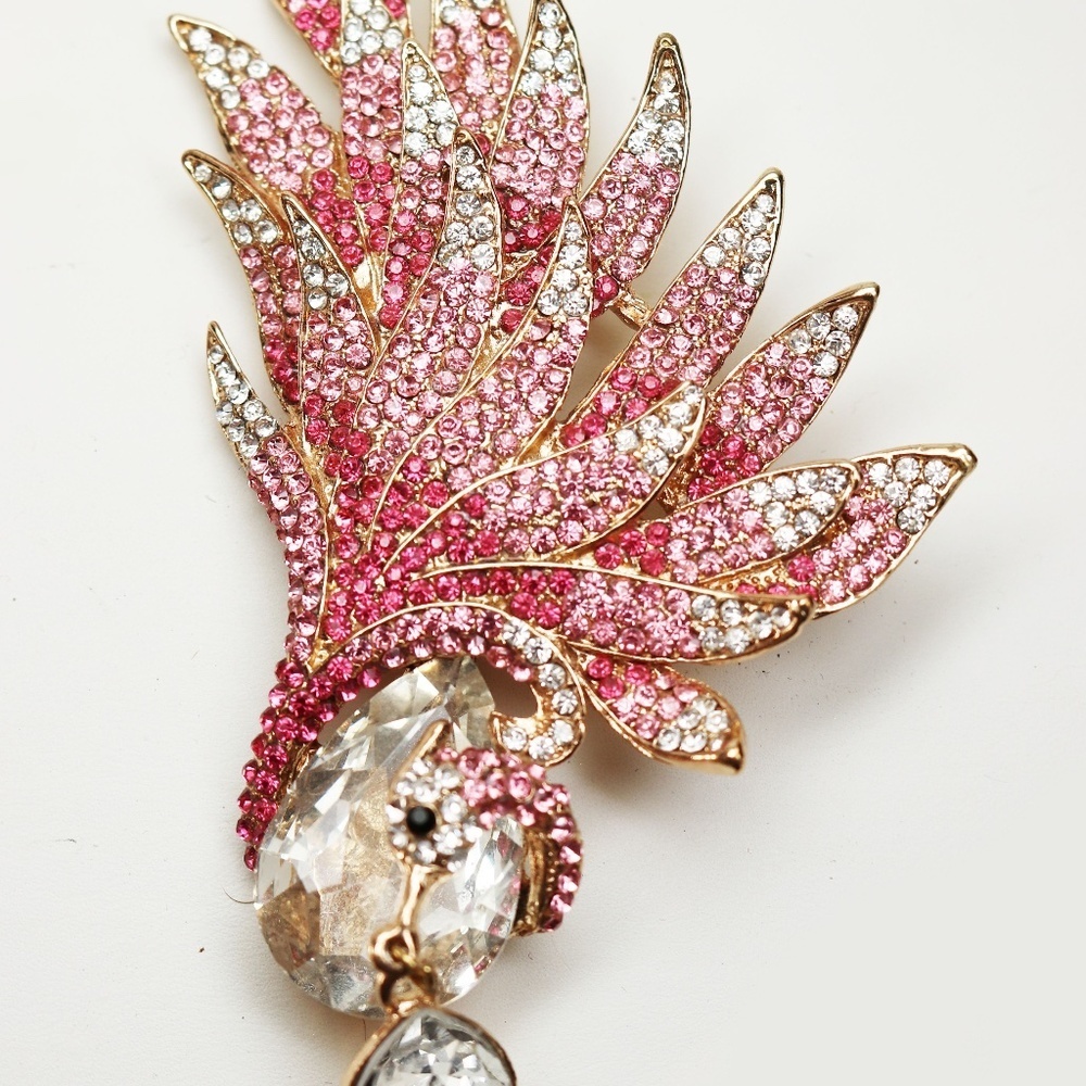 PINK CRYSTAL Brooch ~ Elegant SWAROVSKI Crystals - Picture 3 of 5